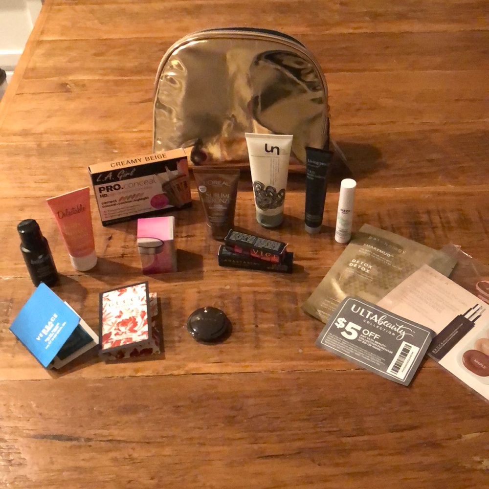 Ulta Sampler💄 17 ITEMS!